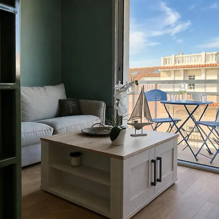 Cosy Avec Balcon - 4 Personnes Apartman Les Sables-dʼOlonne